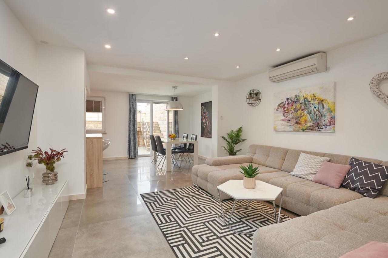 Apartments Lucia تْسافتات المظهر الخارجي الصورة